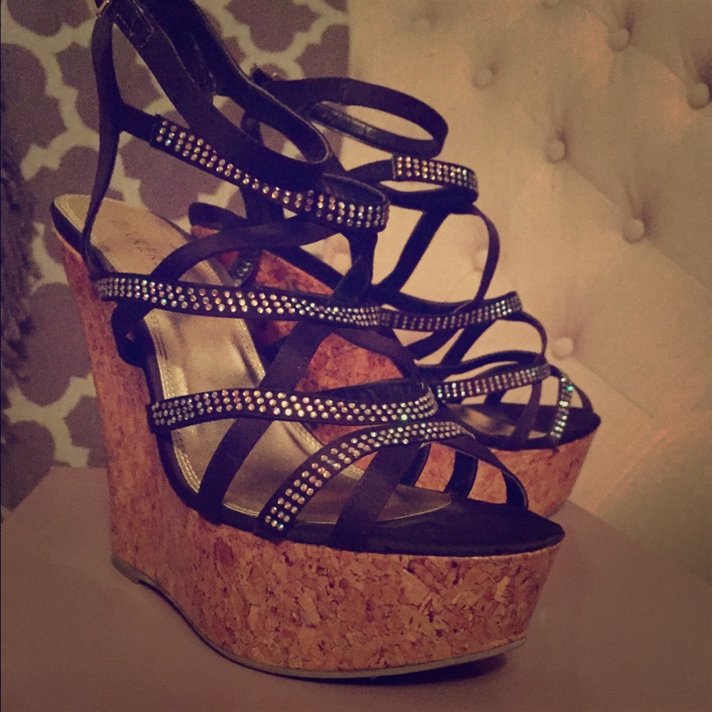 Bakers Sparkle Wedges Size 10